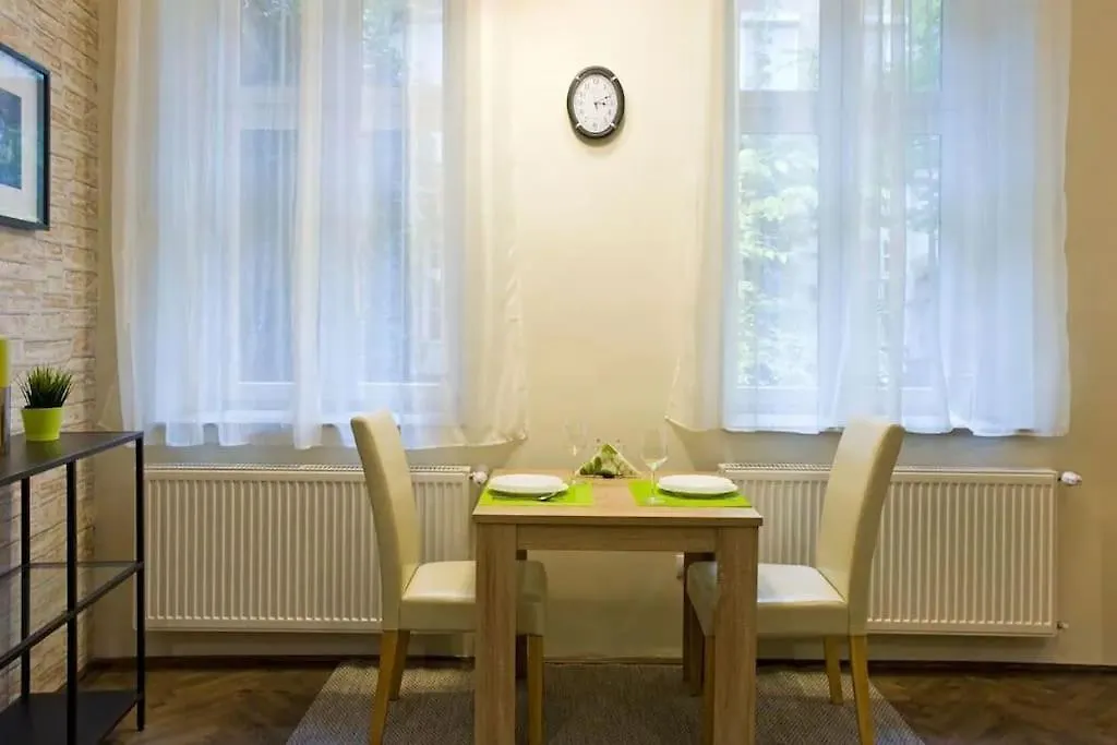 Lovely Flat Residence Downtown Budapest