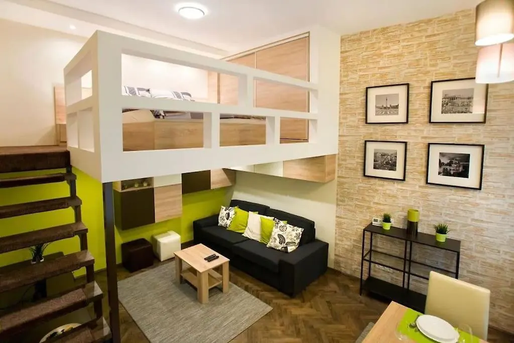 Lovely Flat Residence Downtown location