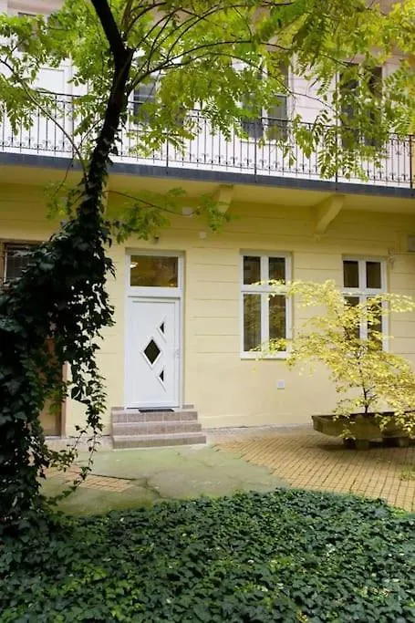 Lovely Flat Residence Downtown Budapest Apartment